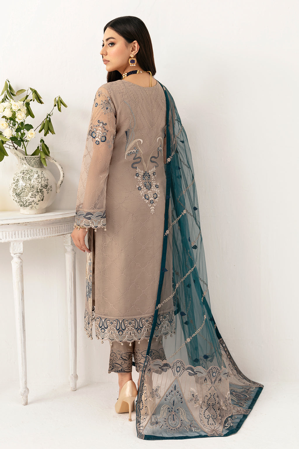 Embroidered Organza By Ramsha MZD-23 - STITCHED