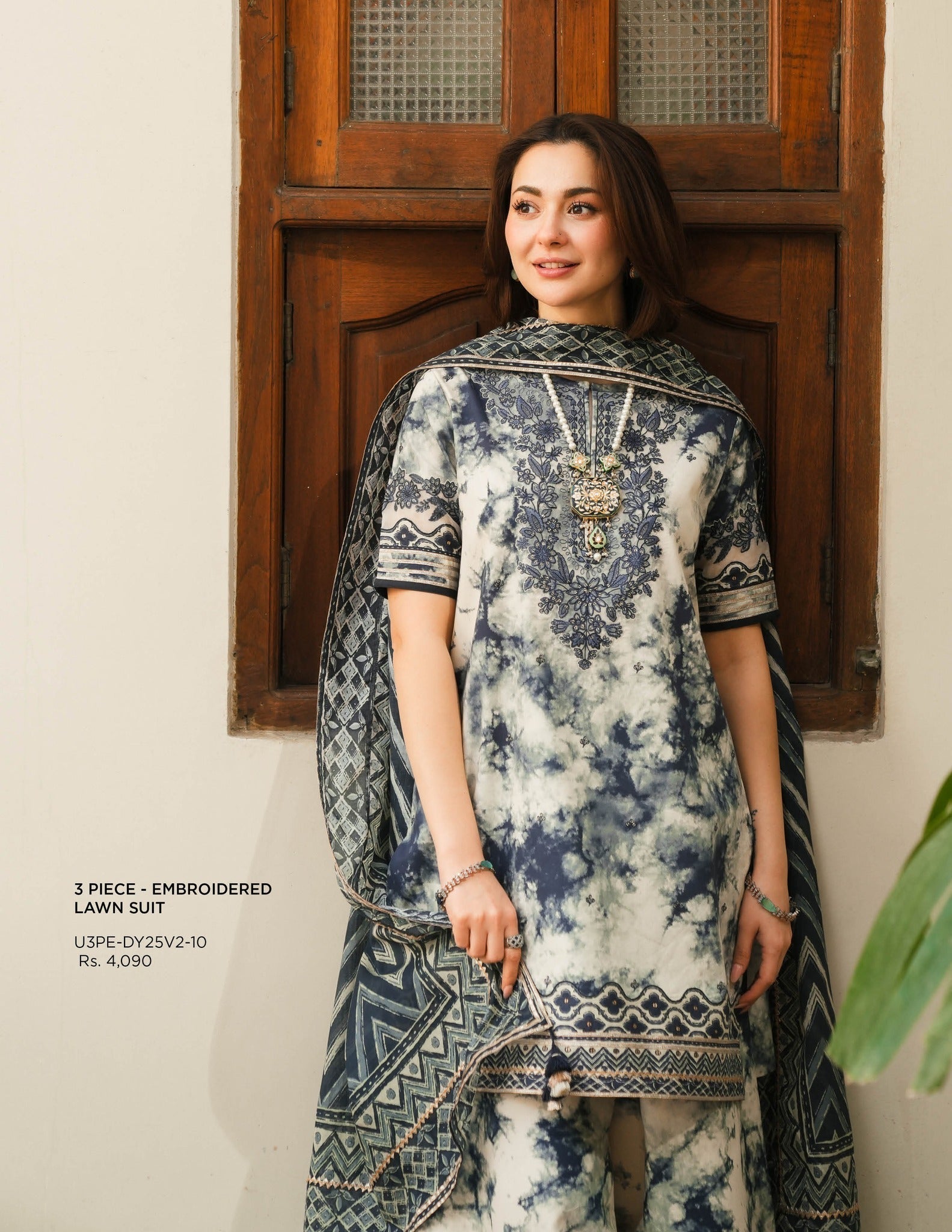 3 Piece Embroidered Luxury Lawn By Sapphire - UNSTITCHED