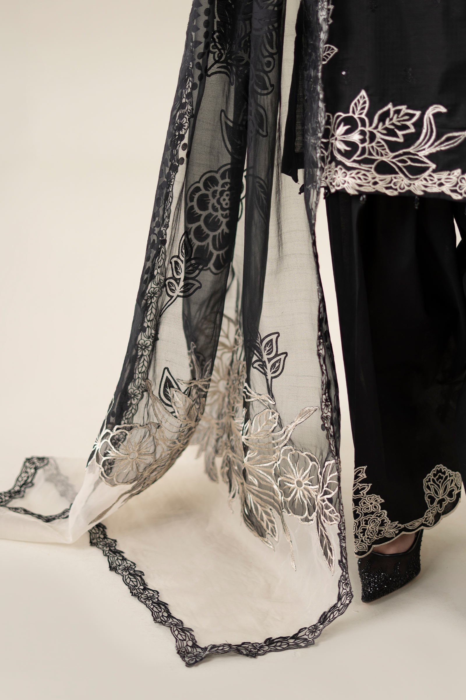 3 Piece Embroidered By Maria.B MZD-58 - STITCHED